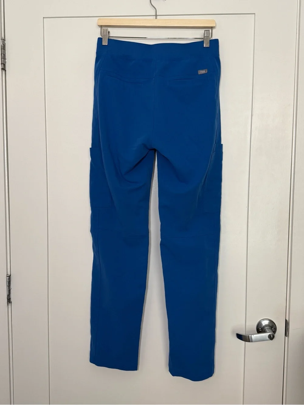Figs Axim Cargo Scrubs Pants Mens Sz S Royal Blue Medical Doctor PO1657